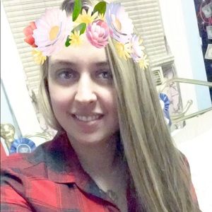 Meet your Posher, Robyn